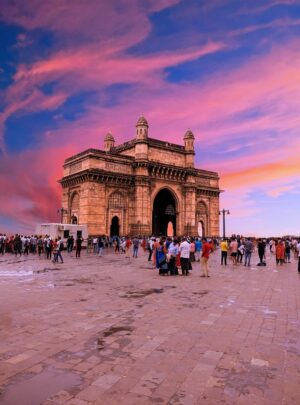 gateway of india Maharashtra travel Package